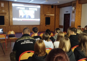 Uczniowie podczas lekcji online projekt "Irlandia w szkole"