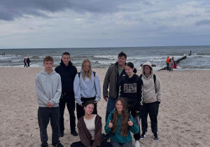 Uczniowie na plaży w Mielnie