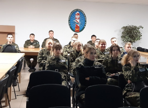 Wizyta klas Straży Granicznej w Porcie Lotnicznym im. Reymonta